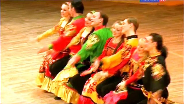 Russian Folk Country Music Dance Hohlomskaya skameyka Ensemble Berezka Russia Amazing MUST SEE!