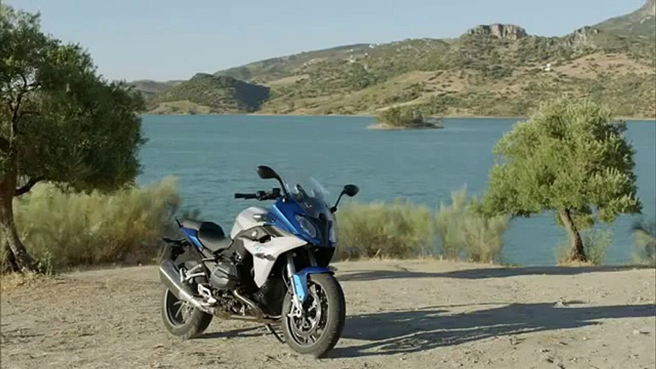 BMW R1200RS   BMW R 1200 RS DESIGN and RIDING