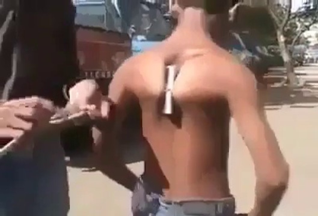 ایک ایسا بچہ جسے اللہ نے حیرت انگیز صلاحیت سے نوازا ہے اور آپ دیکھ کے لائک اور شئير کیے بنا نہیں رہ سکیں گے...ویڈیو دیکھ