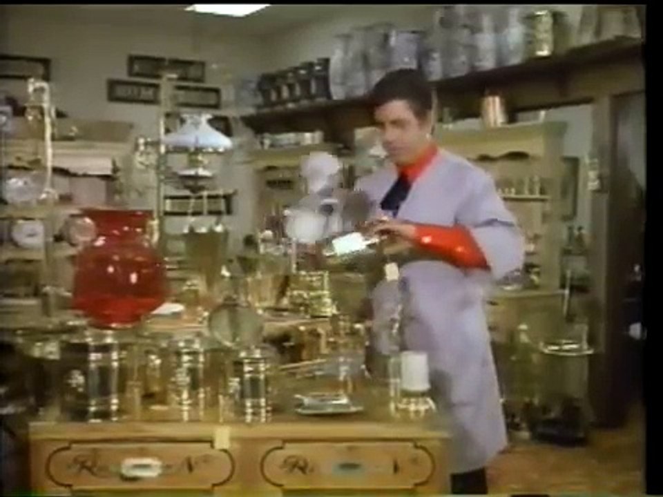 Jerry Lewis's "Hardly working" (1980)