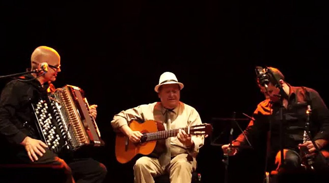 Daniel Mille & Stéphane Chausse - Besame Mucho