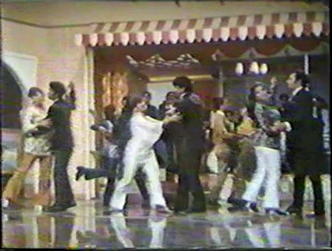 HAMAIN AAPNA BANA LO HAY JAMALO - TEHZEEB - RUNA LAILA ..... Shahid Lovers Circel