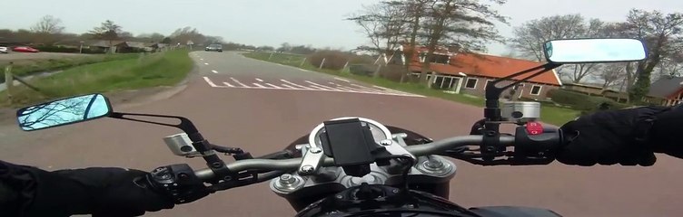Yamaha MT-01 Akrapovic Sound