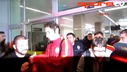 G.Saray'a coşkulu karşılama!