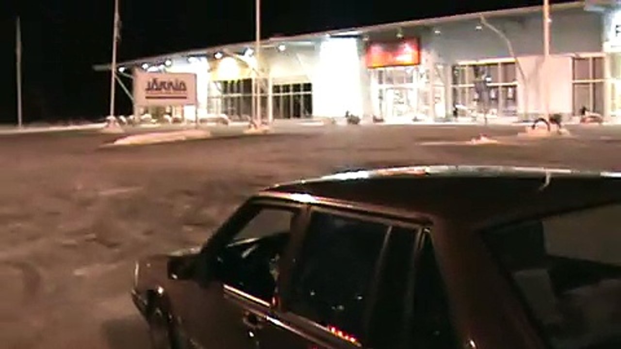 Volvo 940se o 740 Turbo i Gävle sladdar