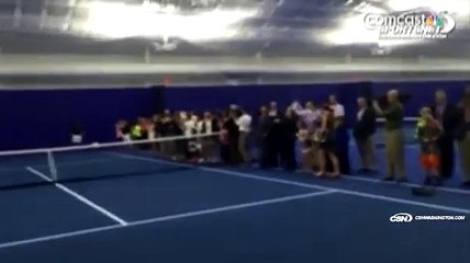 Funny Donald Trump tries to return serve from Serena Williams