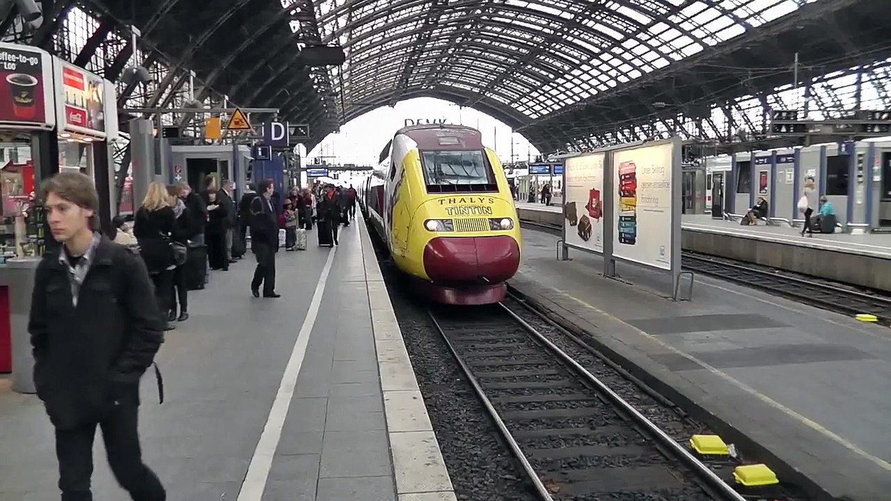 Tintin and the TGV Thalys high speed train
