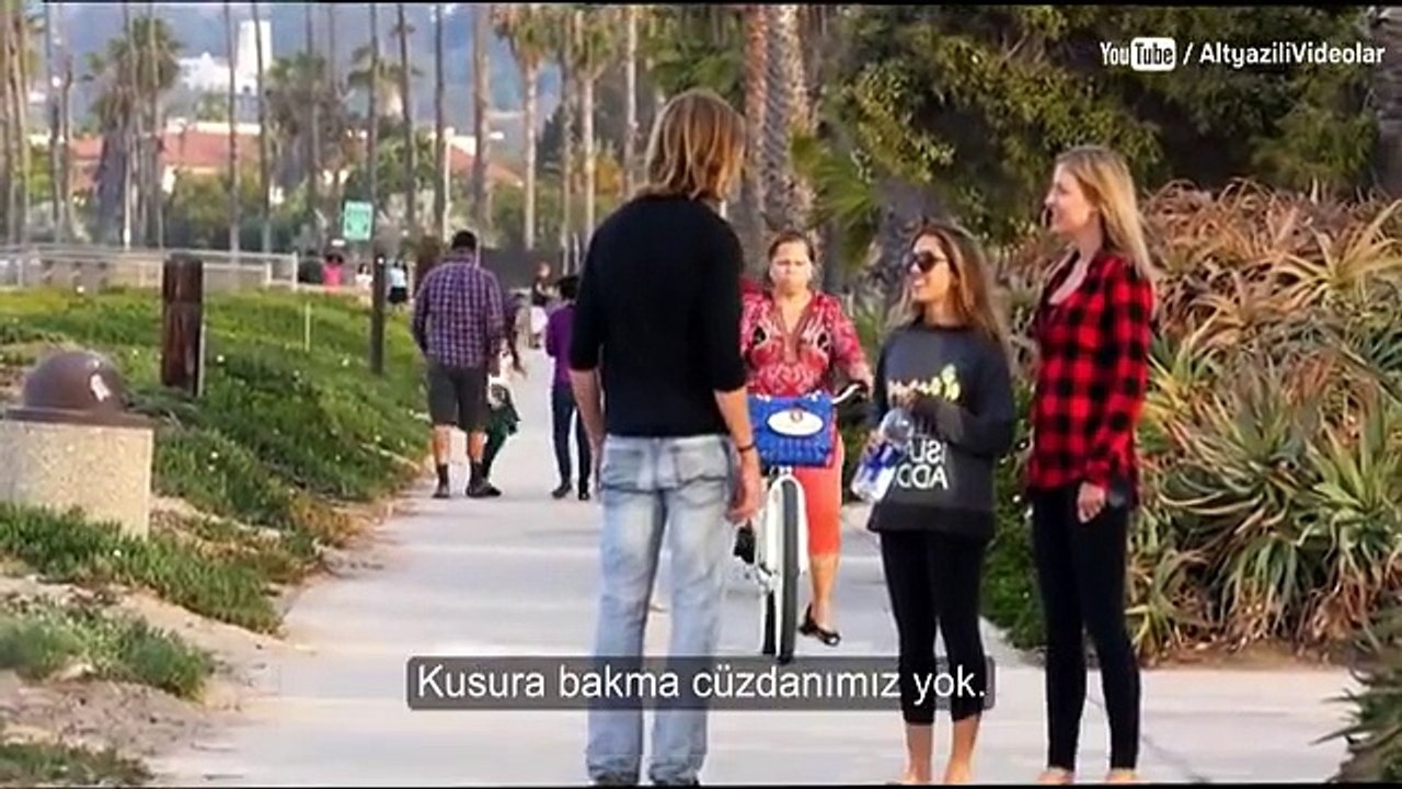 SOSYAL CÖMERTLİK DENEYİ (ALTYAZILI)