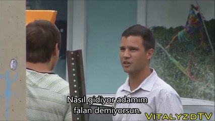 Vitaly - Yabanclarn Fotorafn Çekmek - Türkçe Altyazl