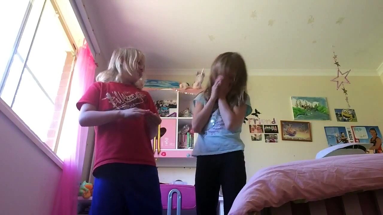 YUCK THE TOOTHPASTE (doing dares#1)