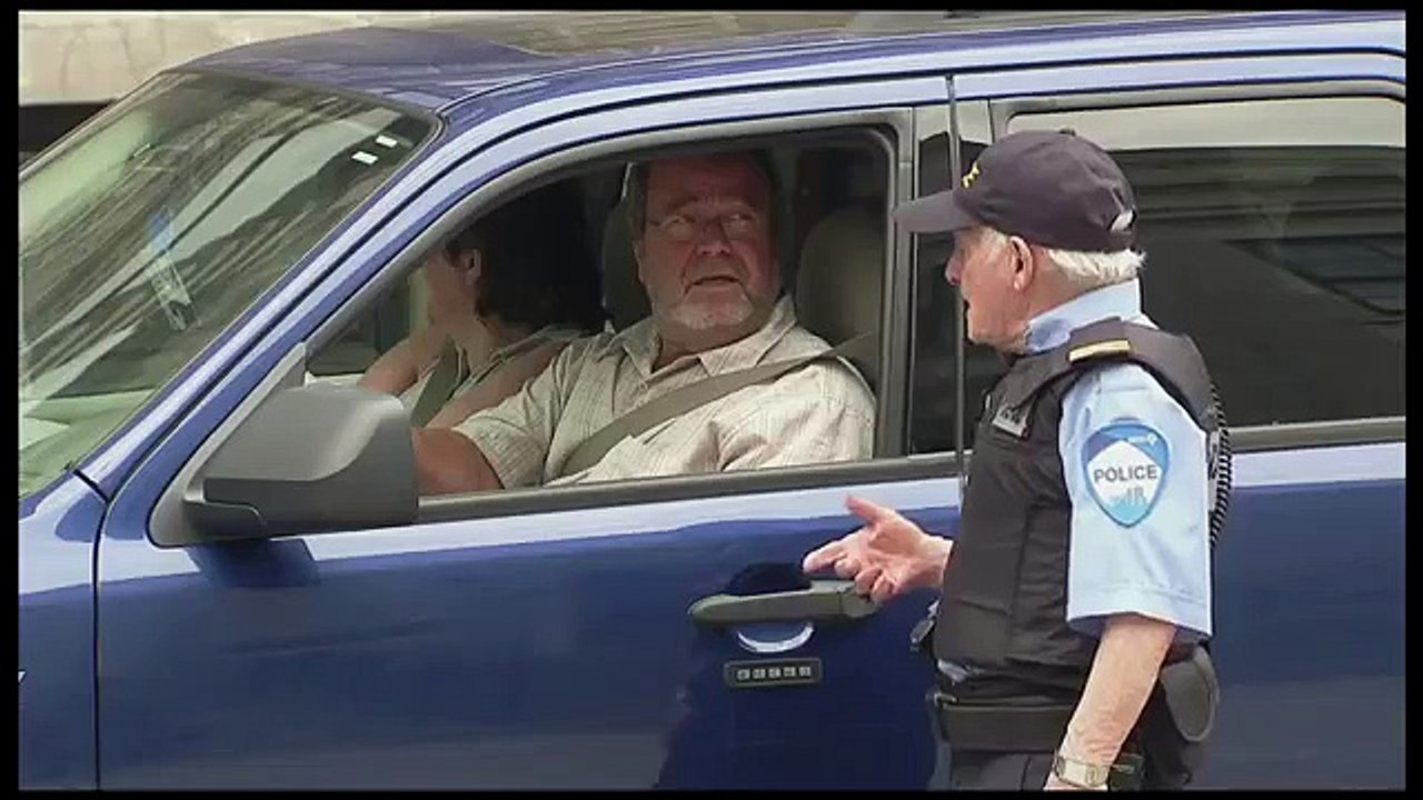 Cop VS Cop Prank !
