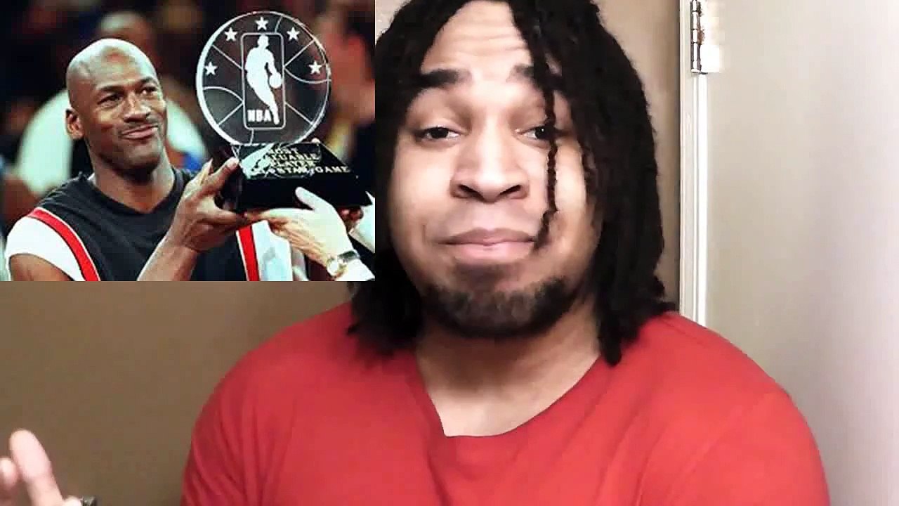 PRESIDENT BARACK OBAMA DISSES MICHAEL JORDAN!! "WORRY ABOUT YOUR SHITTY BOBCATS TEAM"