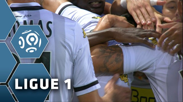 But Romain SAÏSS (33ème) / FC Lorient - Angers SCO (3-1) - (FCL - SCO) / 2015-16