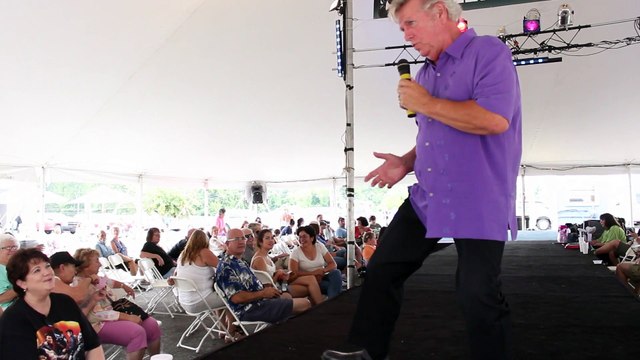 Eric Erickson sings 'Blueberry Hill Can't Stop Loving You' Elvis Week 2015