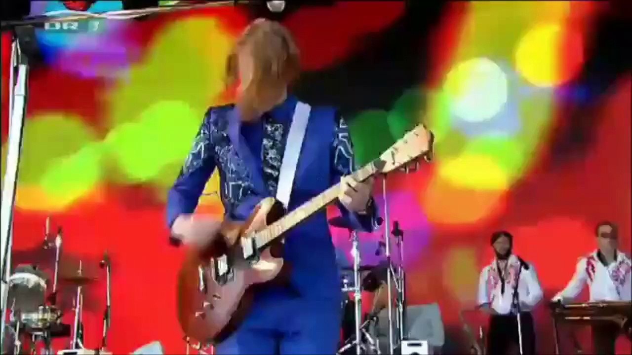 ARCADE FIRE LIVE