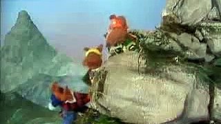 The Muppets - Pigs & Goats