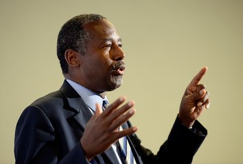 Ben Carson Sidesteps Confrontation With Donald Trump
