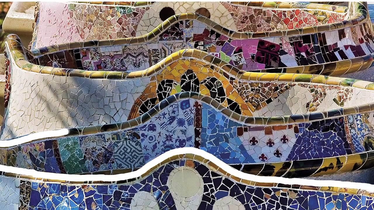 Antoni Gaudi (English)