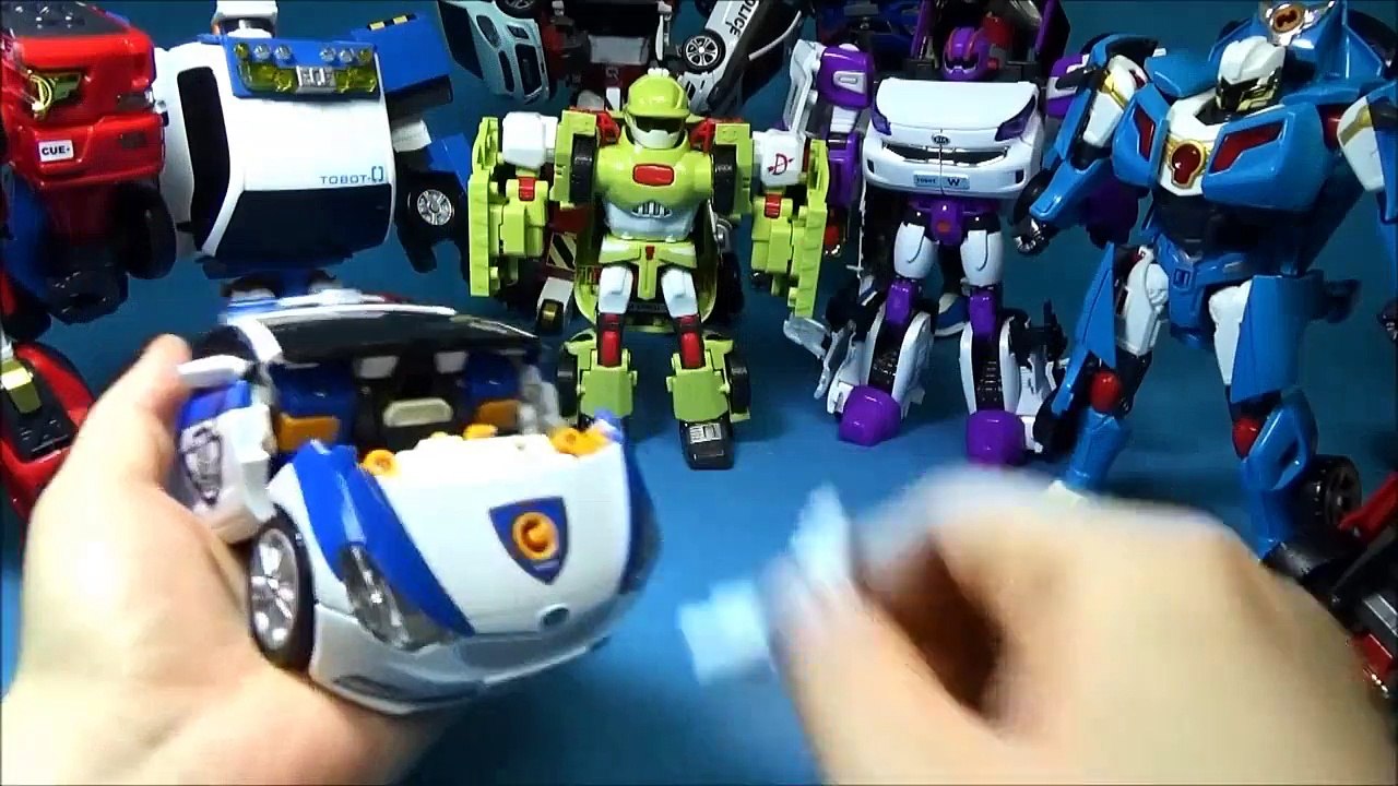 Or robot C Features Q for 1 minute in the trans...