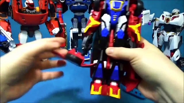 Hello car robot Santa Fe R 1 minute in the transformation to the transformation video card robot ACE toy Hello Carbot Santafe R transformation in 1 Min.