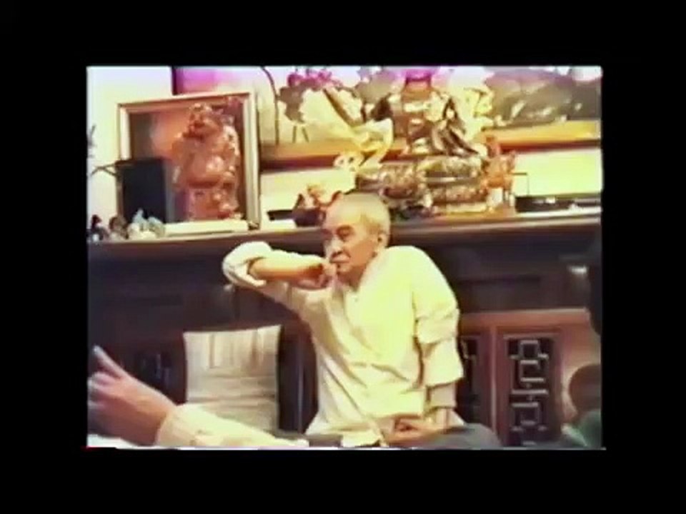 南老师示范九节佛风及宝瓶气 (Eng Sub)