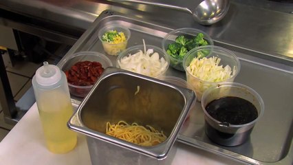 STIR FRYING ASIAN NOODLES