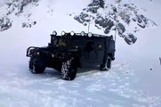 HUMMER H1 playing in snow  Армянский﻿ HUMMER