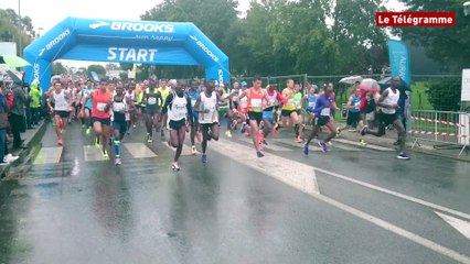 Semi-marathon Auray-Vannes. Un départ sous une pluie battante (Le Télégramme)