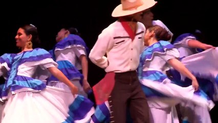 Ballet Folklorico Los Angelitos performing Colima