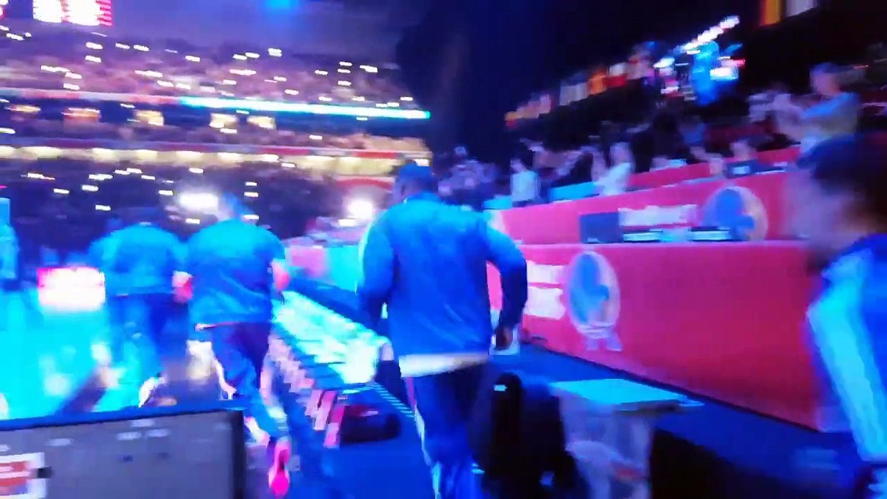 Euro basket : la grosse ambiance à l'entrée des joueurs pour France-Turquie