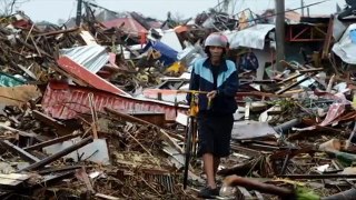 Typhoon Haiyan/ Yolanda  ( a Heart Braking Video)