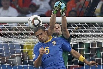 Top 10 Craziest Red Cards in Football History