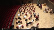 Följ med in i Stockholms Konserthus orgel!