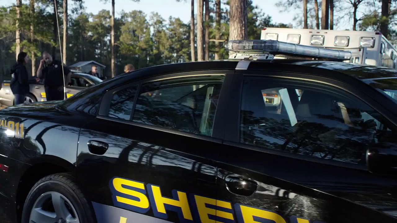 Shark Lake (2015) Official Trailer - Dolph Lundgren