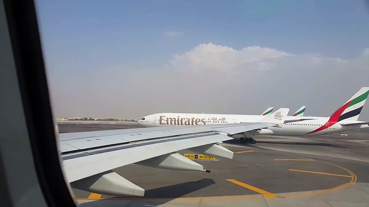 Dubai To Karachi EK608 Emirates Timelapse