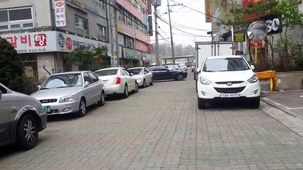 김여사님 어떻게 저렇게 나올생각을하시지 후진안하고