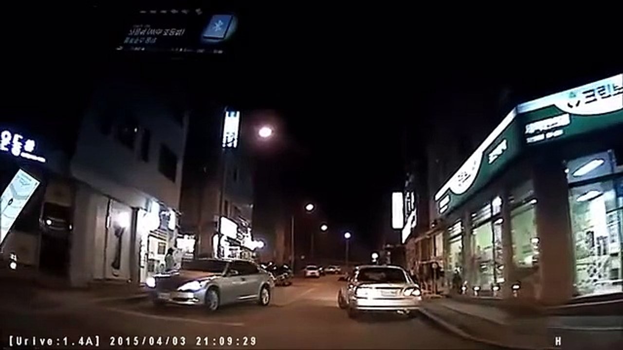 김여사의 무개념 후진 블랙박스세상