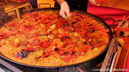 London Street Food. Preparing a Saffron Paella. Seen and Tasted near Hatton Garden