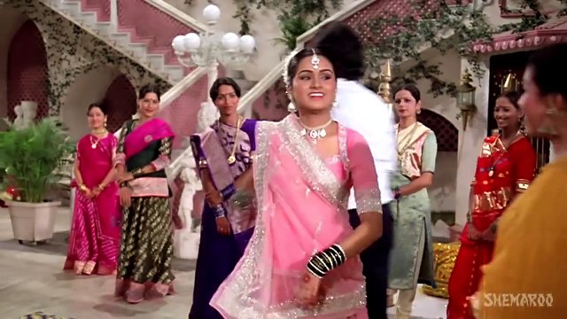 Yeh Galiyan Yeh Chaubara - Padmini Kolhapure - Rishi Kapoor - Prem Rog Songs - Bollywood Songs