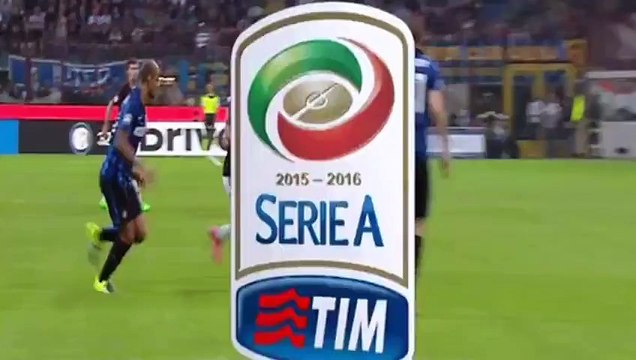 Felipe Melo Foul on Carlos Bacca - Inter vs AC Milan ( Serie A ) 2015