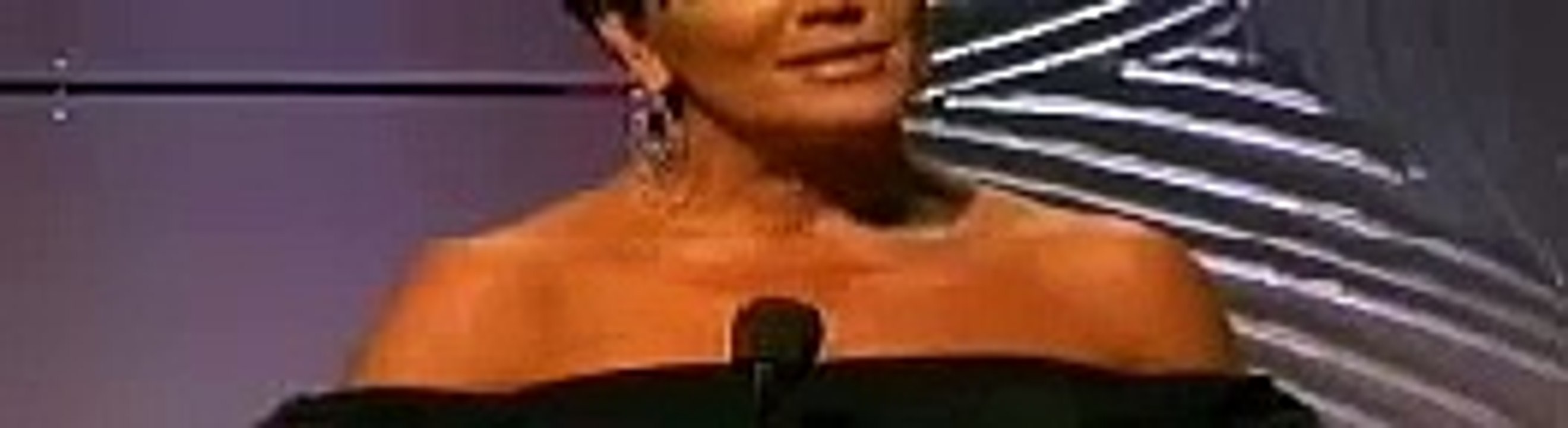 Emmy Awards Kris Jenner Presents Outstanding Talk Show Host 2013 Daytime Emmy Awards