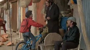 مسلسل مقطوع من شجرة _ الحلقة 1