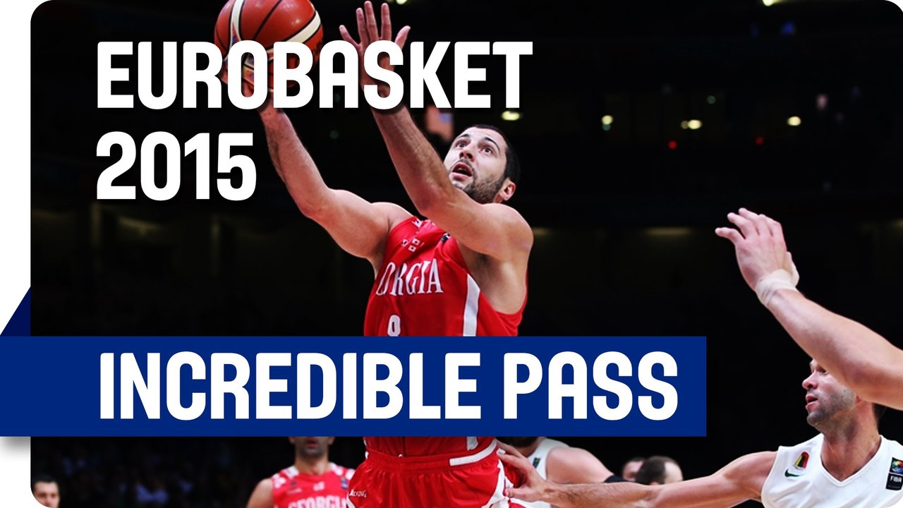 Behind the Back & Overshoulder-Pass - EuroBasket 2015