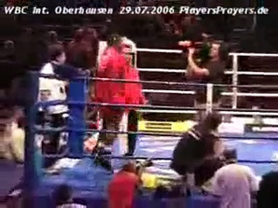 Sinan Samil Sam vs. Saul Montana