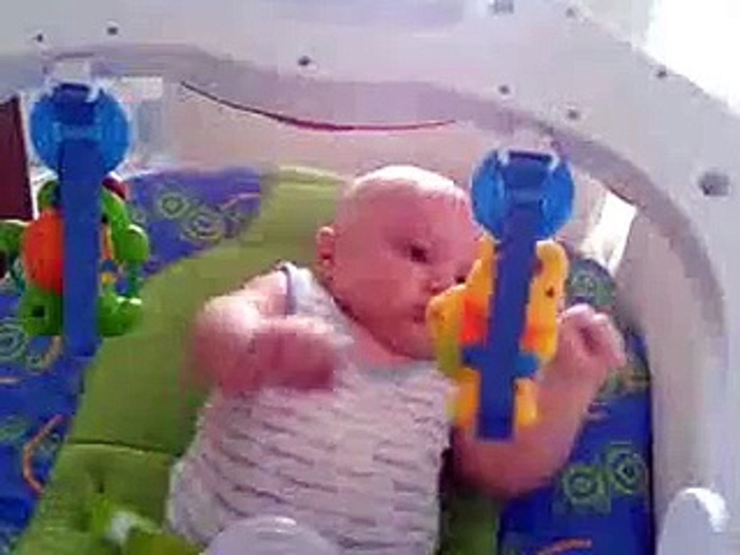 chicco ergo gym baby trainer