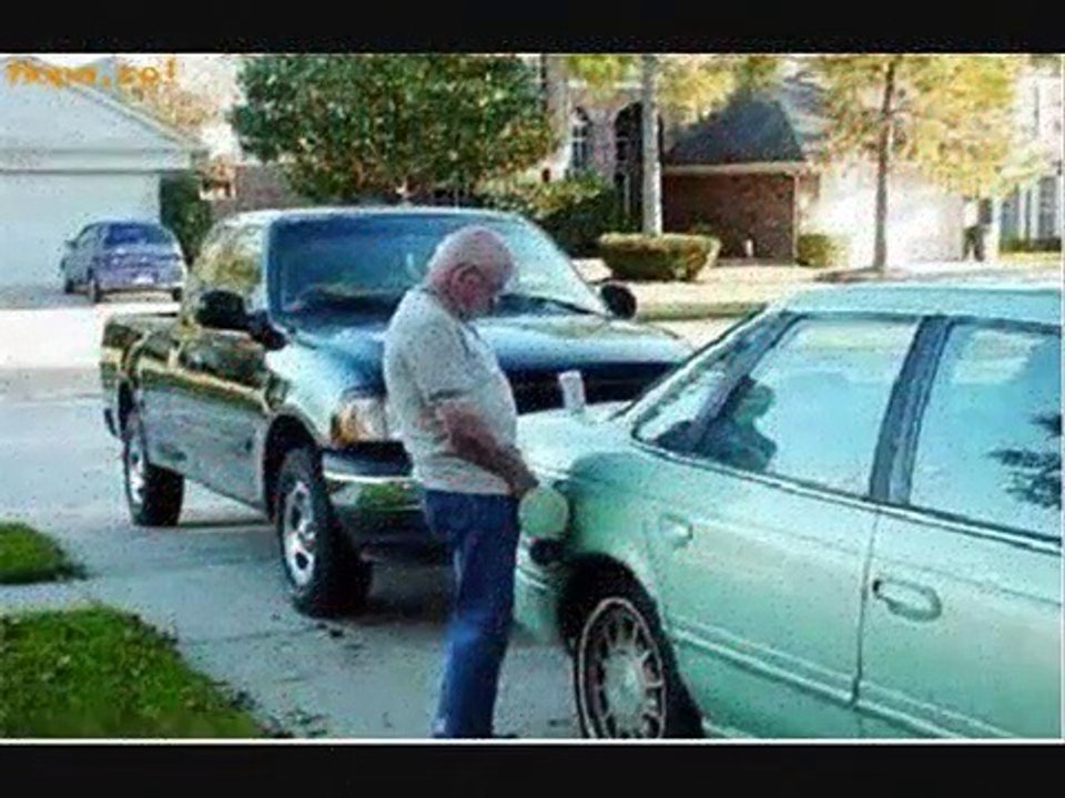 prostia omeneasca mori de ras