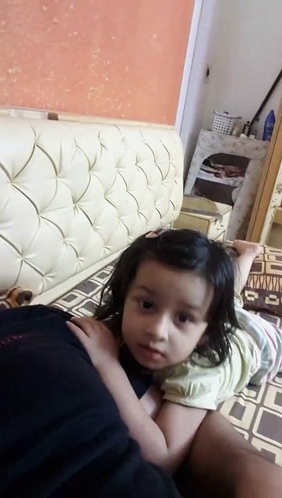 Tu Mera Dil, Tu Meri Jaan Oh I love you daddy