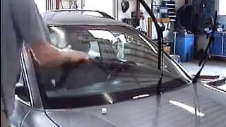 How to use a Windshield-Sealant