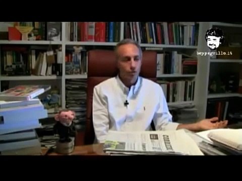 Travaglio Commenta Le Figuracce Internazionali di Berlusconi