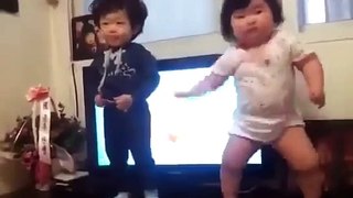 Adorably chubby babies dance to K pop! Eng Sub | Funny kids dancing | funny kids dancing